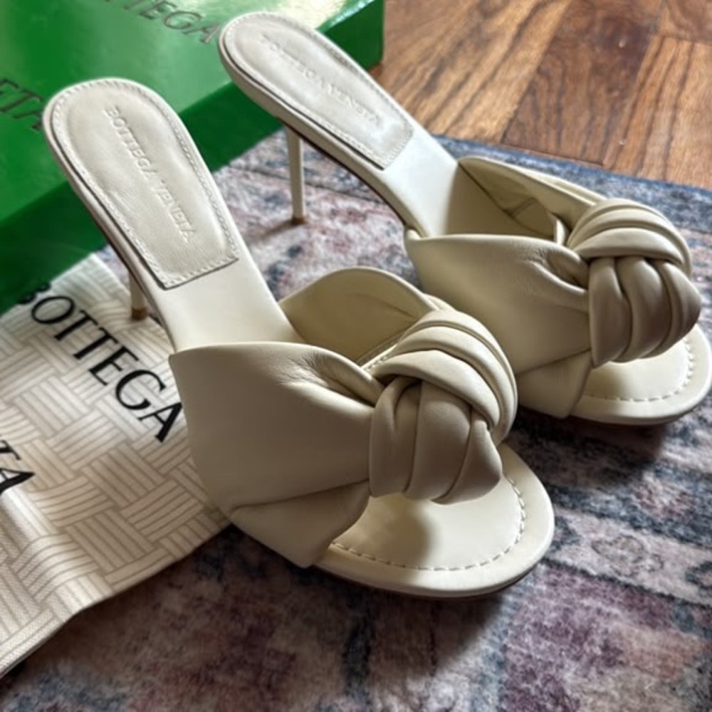 Bottega Veneta Women's Ivory Knotted Leather Slide Heels